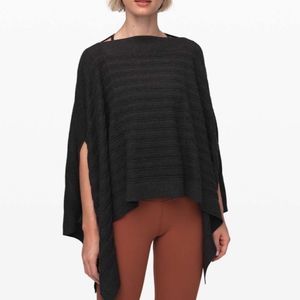 LULULEMON Forward Flow Poncho Gray One Size